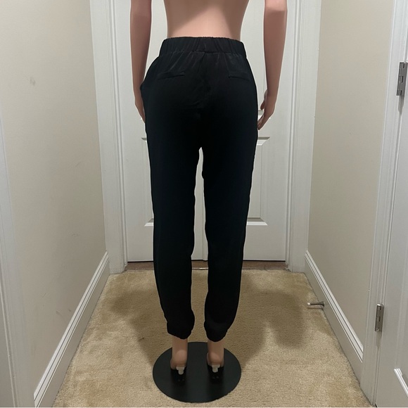 “Comfortable” Black Jogger Pants. Size L. Great Fit! Like New. - Picture 2 of 7